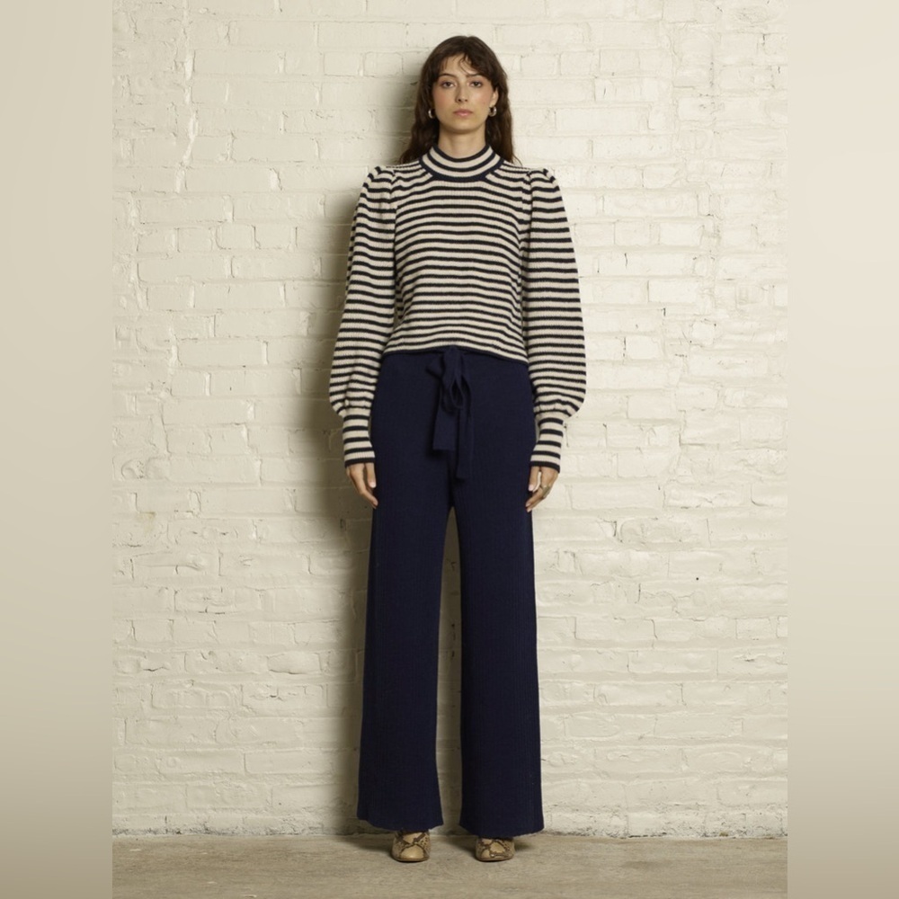 Eleven Six Mia Sweater in Ivory/Navy Stripe